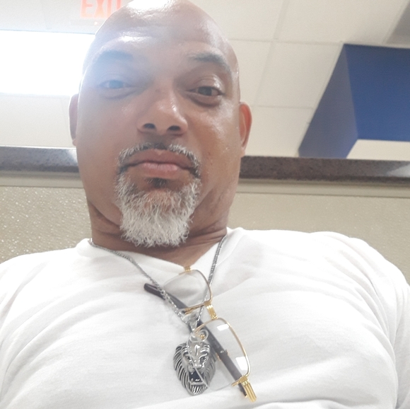 Meet your Posher, Brian - Picture 2 of 2